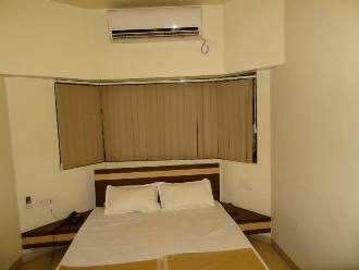 Radhika Palace Lodging, Parbhani 2